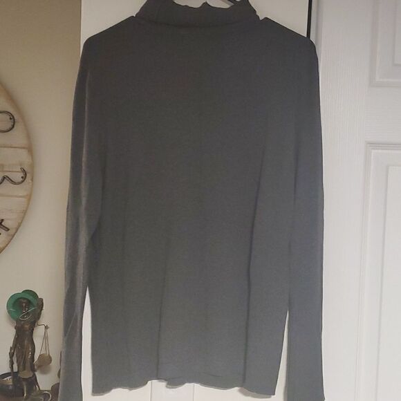 JM collection turtleneck sweater  - Picture 7 of 9